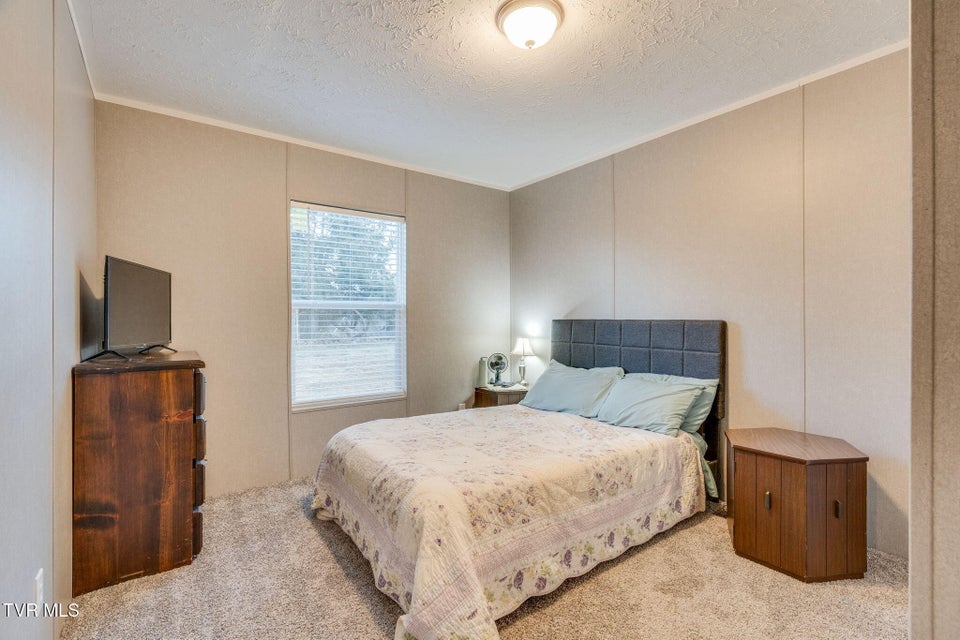 Photo #24: 593 Summerville Road