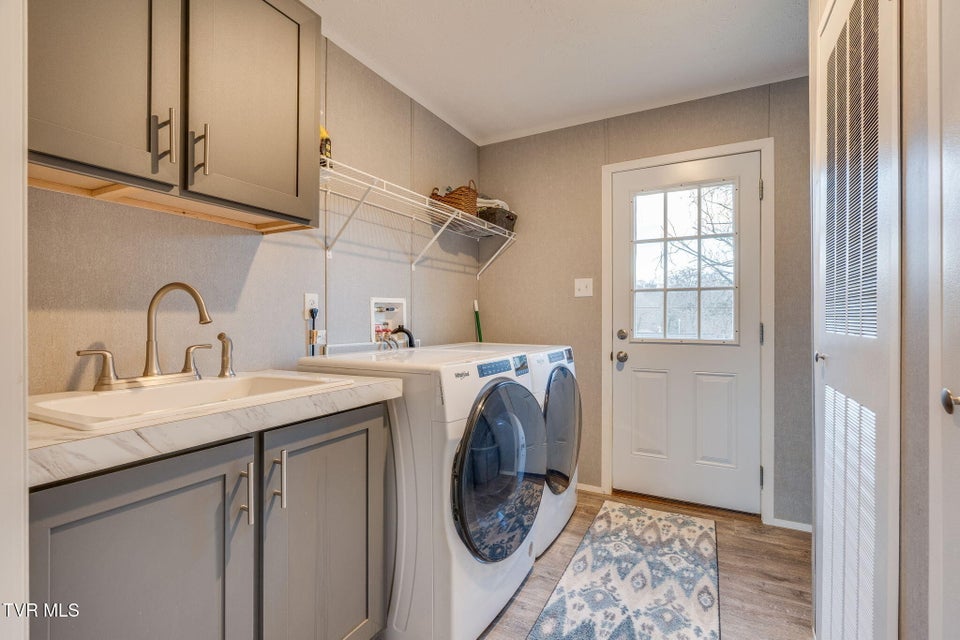 Photo #26: 593 Summerville Road