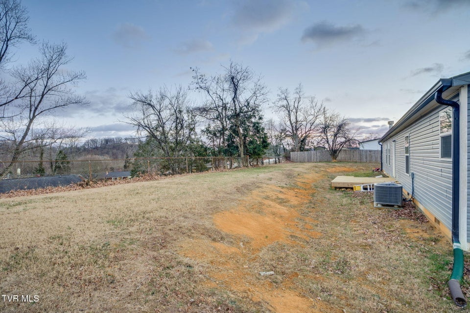 Photo #27: 593 Summerville Road