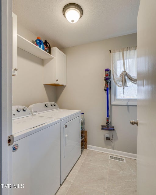 Photo #23: 3114 Summit Avenue