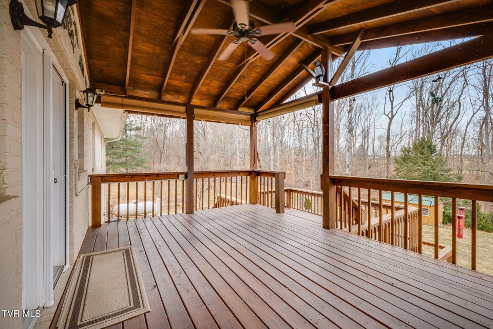 Photo #33: 3114 Summit Avenue