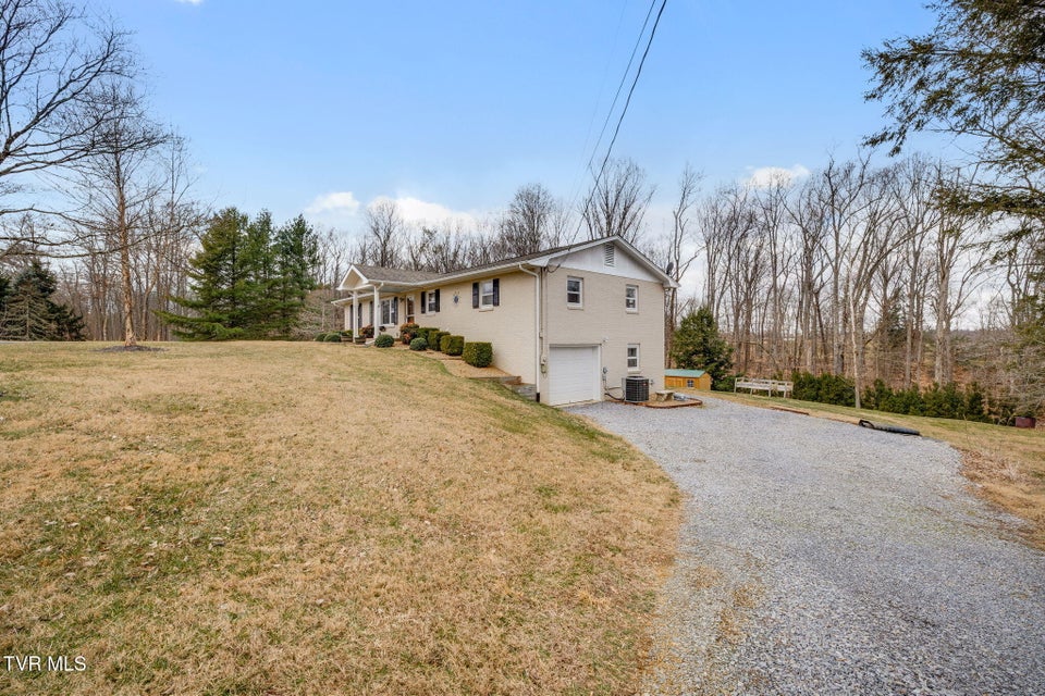 Photo #44: 3114 Summit Avenue