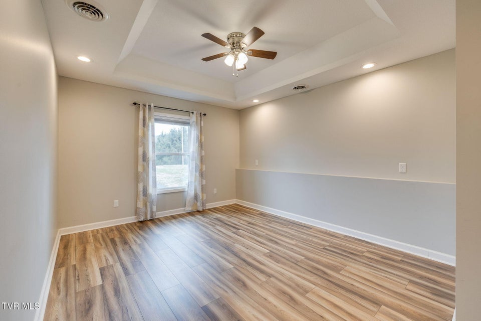 Photo #10: 3114 Summit Avenue