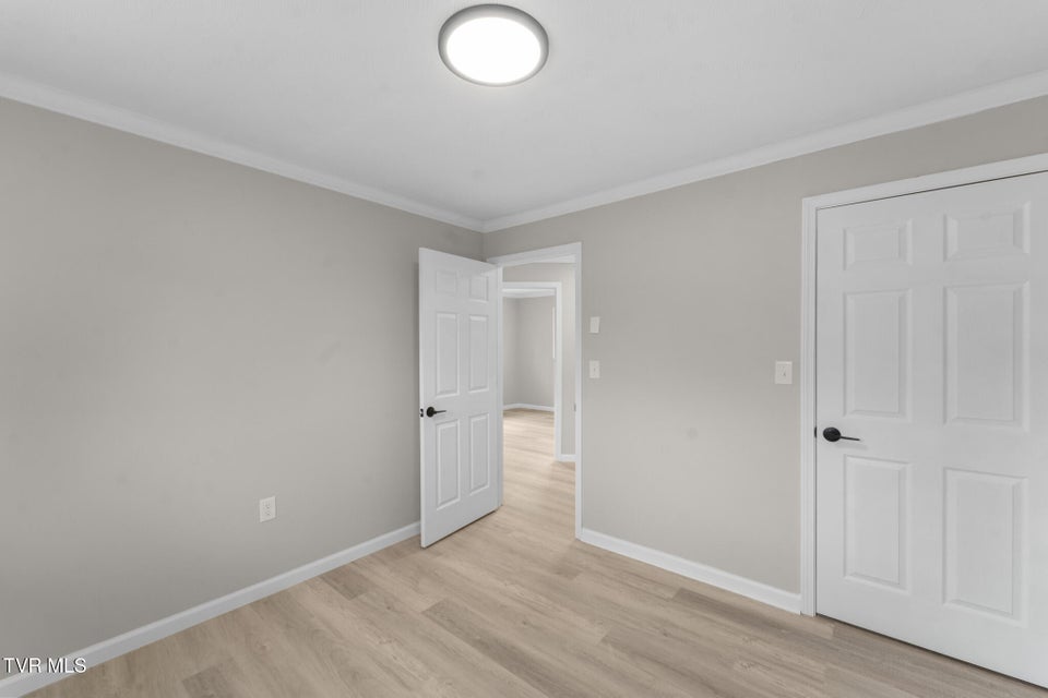 Photo #29: 130 Utah Street