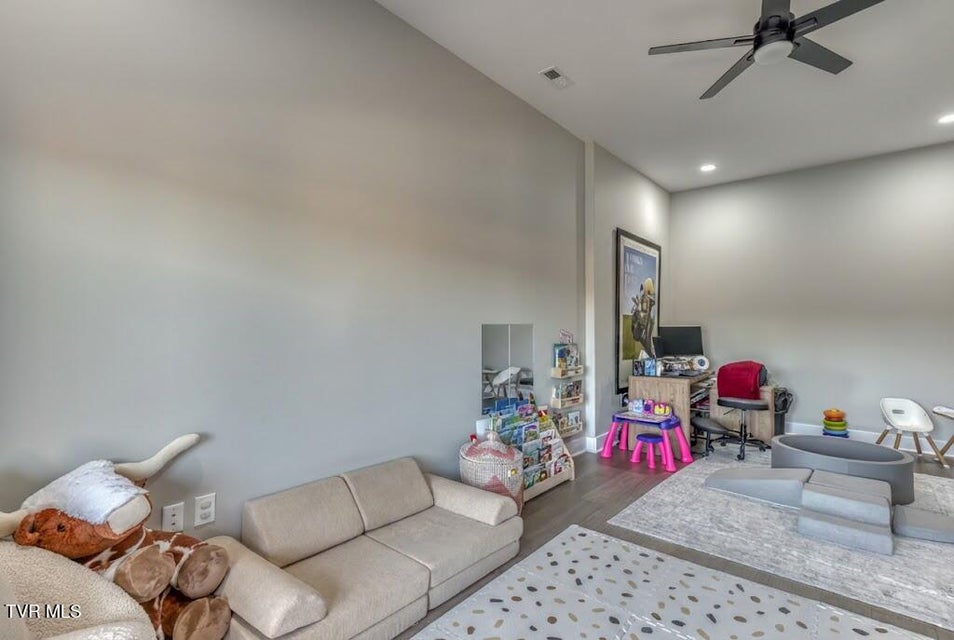 Photo #17: 4160 Bristol Highway