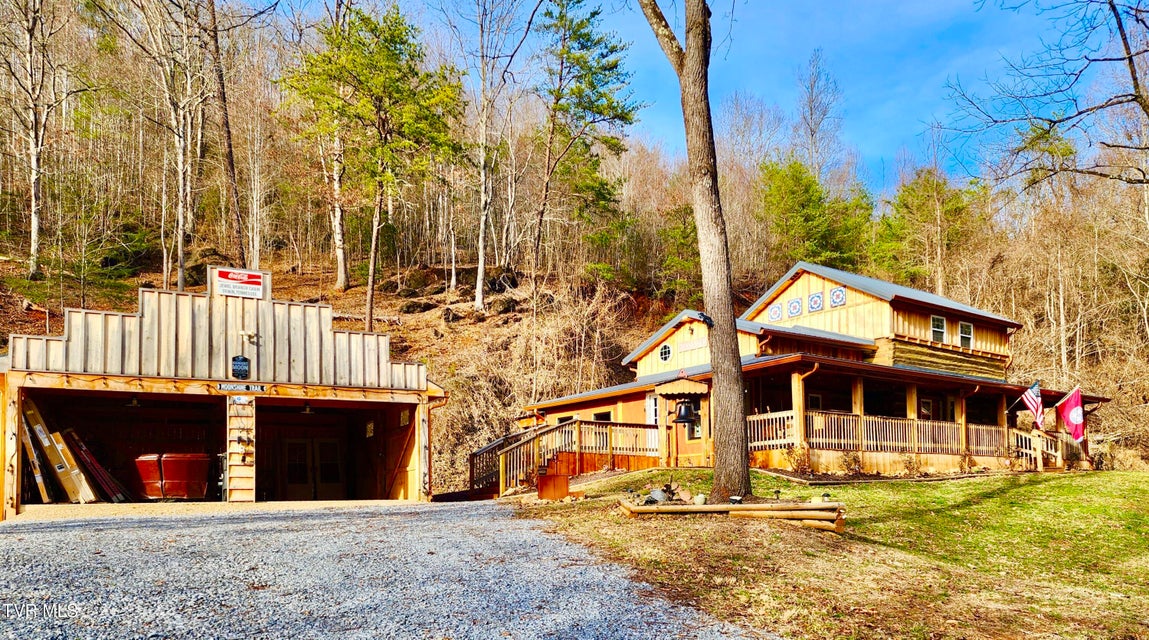 Photo #12: 119 Morris Road