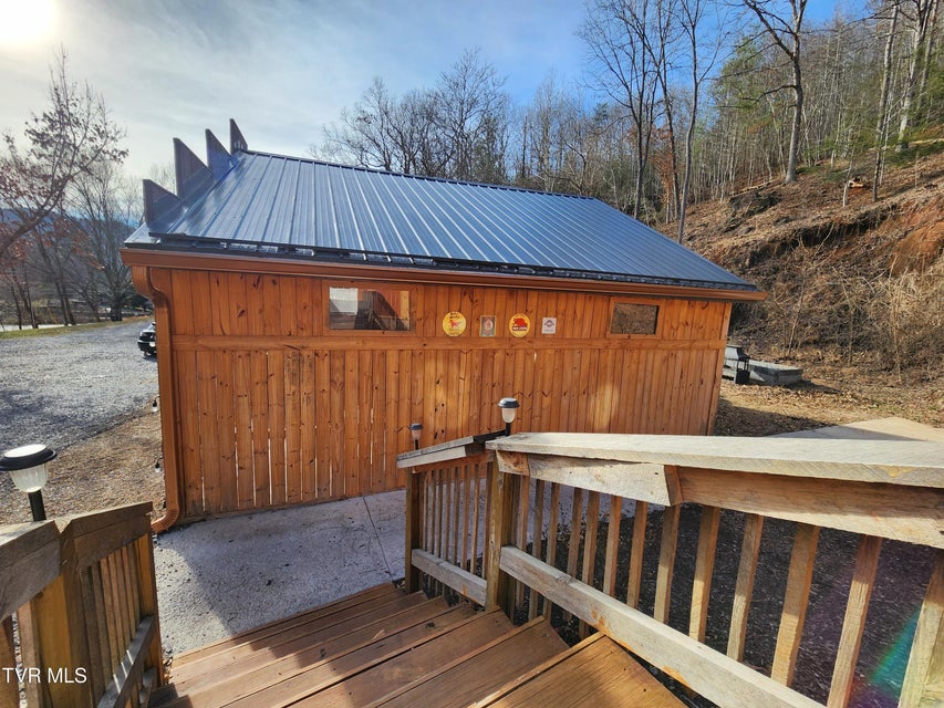 Photo #20: 119 Morris Road