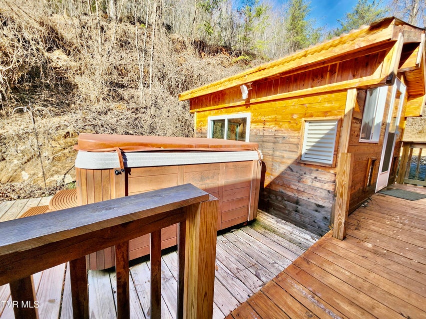 Photo #22: 119 Morris Road