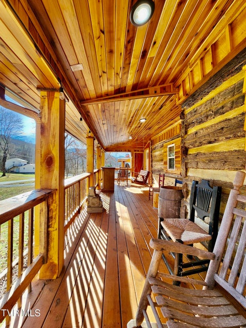 Photo #18: 119 Morris Road