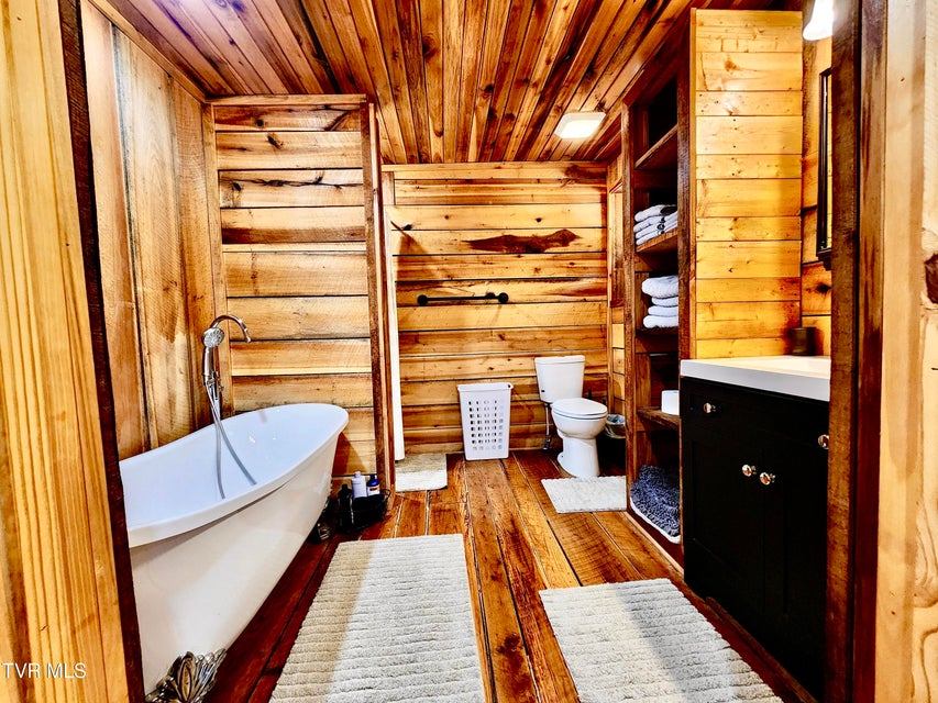 Photo #46: 119 Morris Road