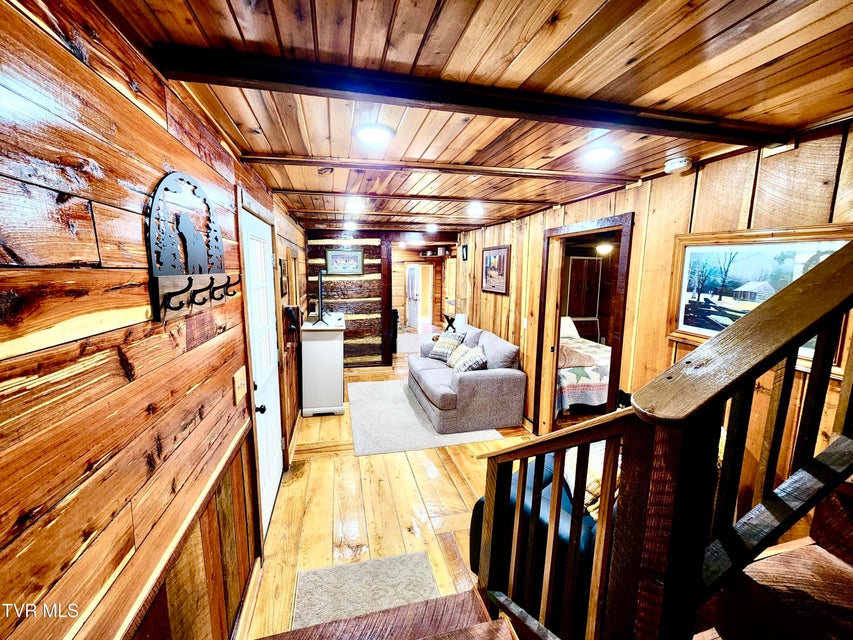 Photo #27: 119 Morris Road