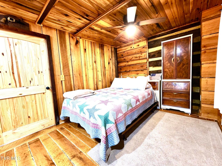 Photo #41: 119 Morris Road