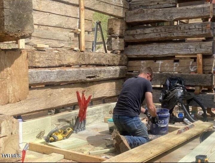 Photo #50: 119 Morris Road