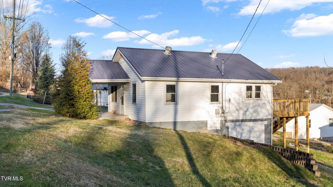 Photo #2: 426 13th North Street