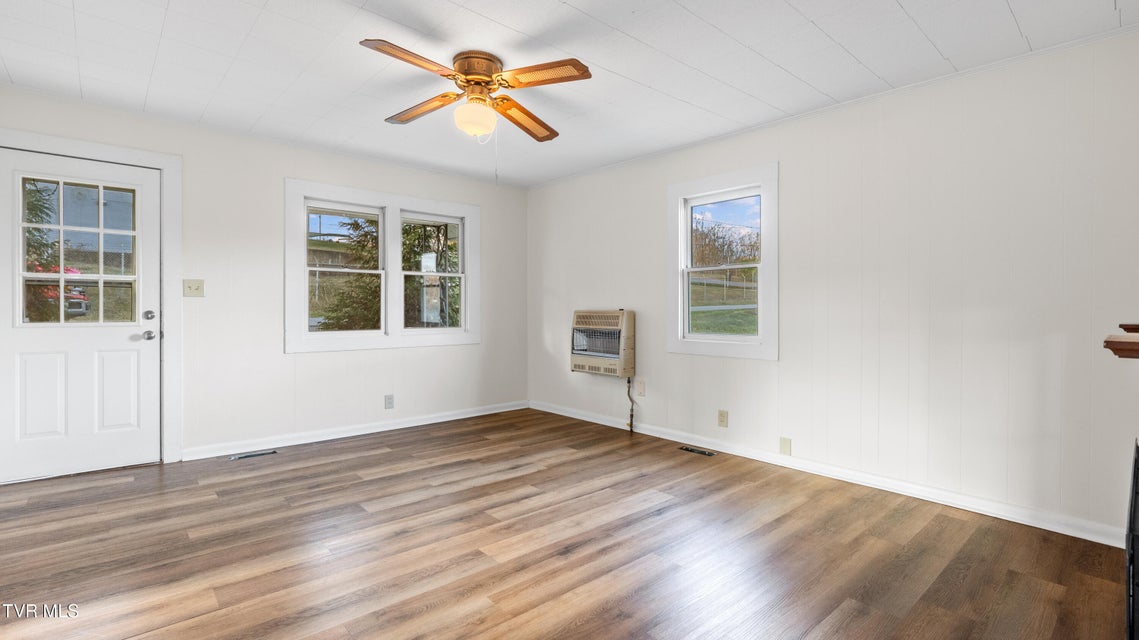 Photo #4: 426 13th North Street