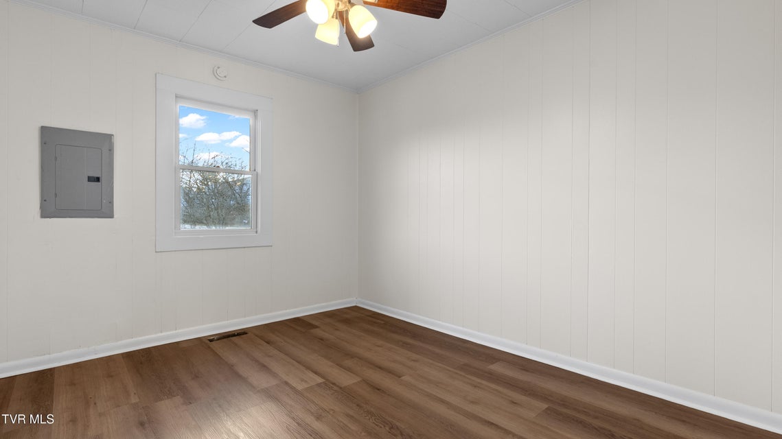 Photo #9: 426 13th North Street