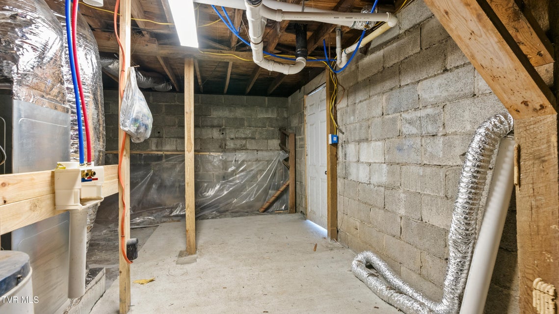 Photo #13: 426 13th North Street