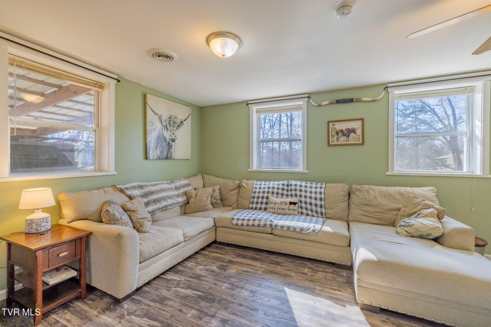 Photo #4: 184 & 202 Sandidge Hollow Road