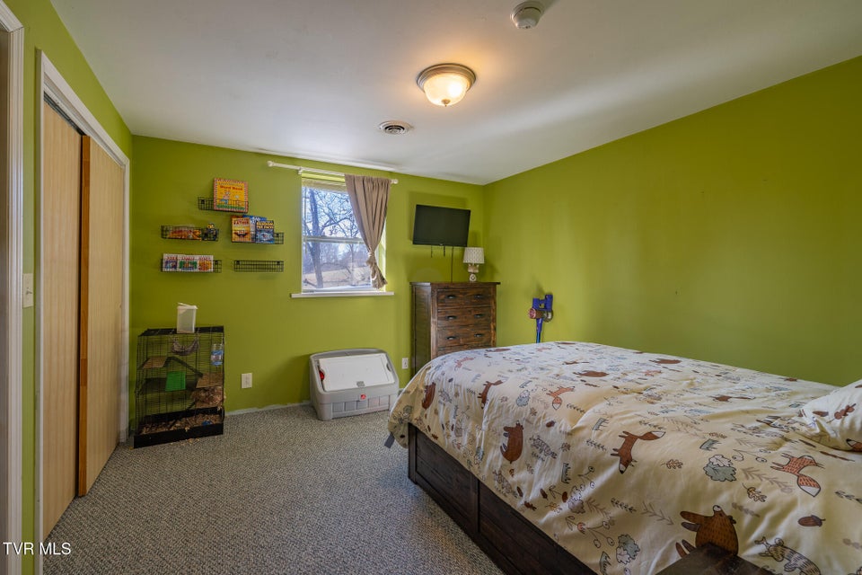 Photo #8: 184 & 202 Sandidge Hollow Road