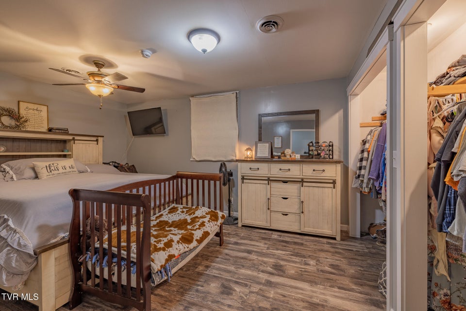 Photo #10: 184 & 202 Sandidge Hollow Road