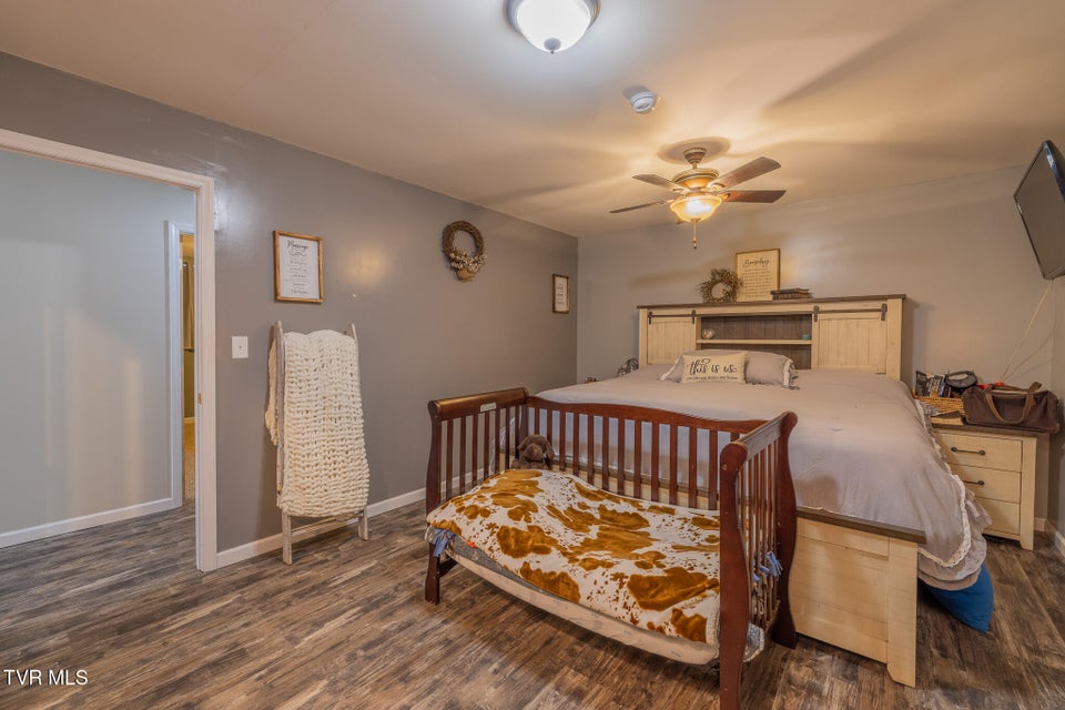 Photo #11: 184 & 202 Sandidge Hollow Road