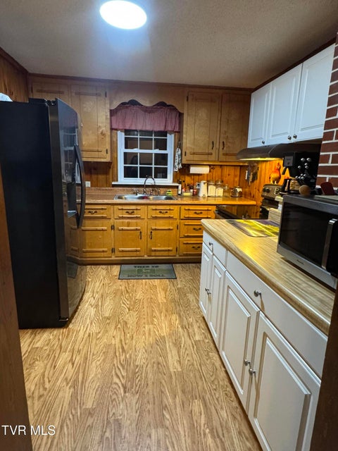 Photo #5: 200 Keith Road