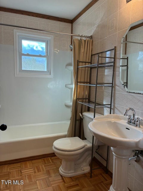 Photo #7: 2616 Mimosa Lane