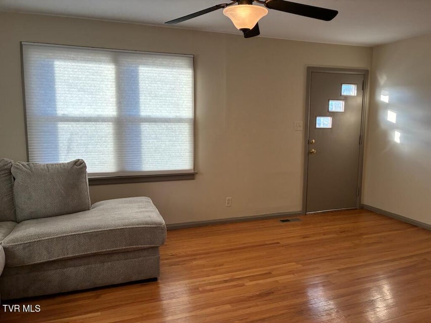 Photo #10: 2616 Mimosa Lane