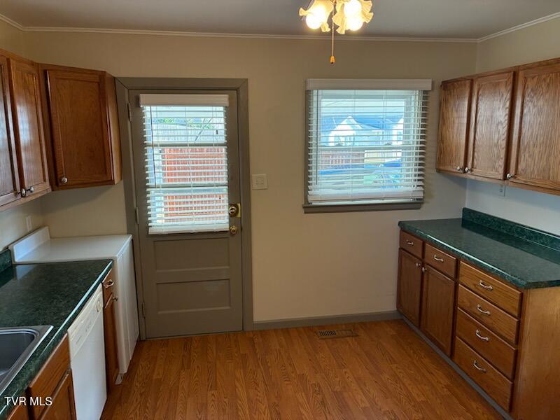 Photo #12: 2616 Mimosa Lane