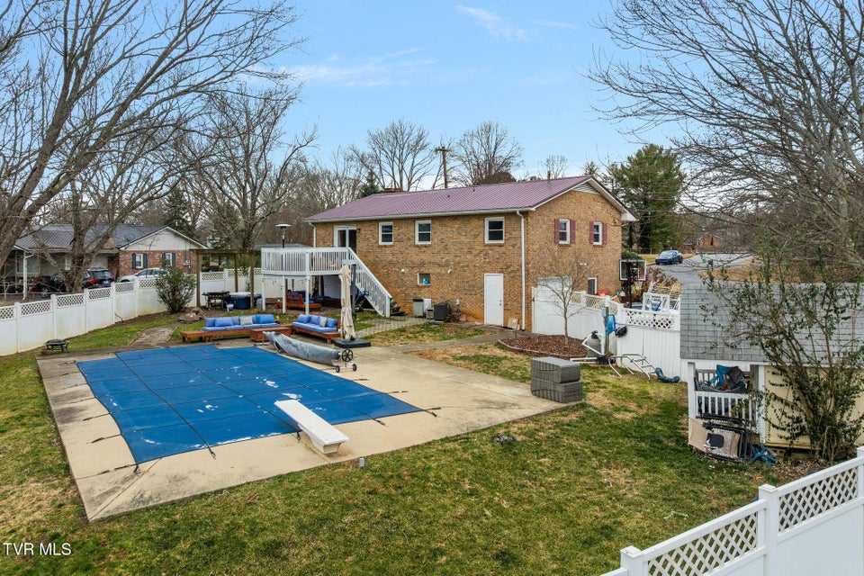 Photo #37: 1009 Westminister Drive