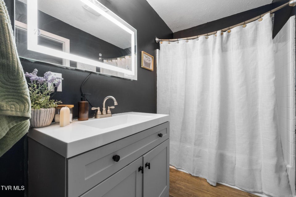 Photo #19: 1009 Westminister Drive