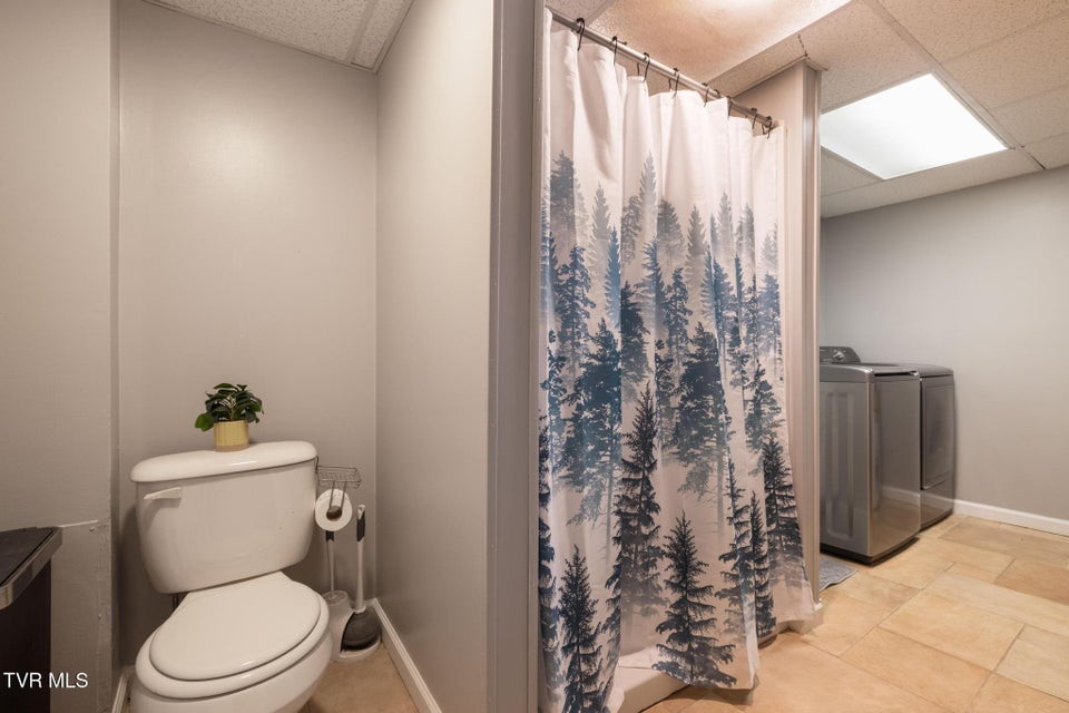 Photo #24: 1009 Westminister Drive