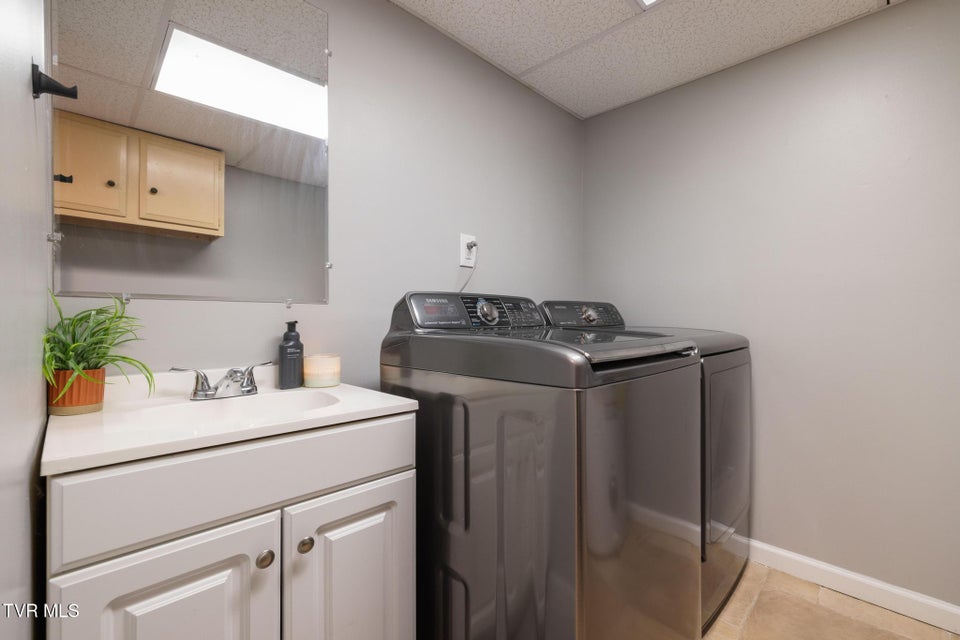 Photo #25: 1009 Westminister Drive