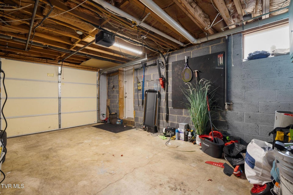 Photo #30: 1009 Westminister Drive