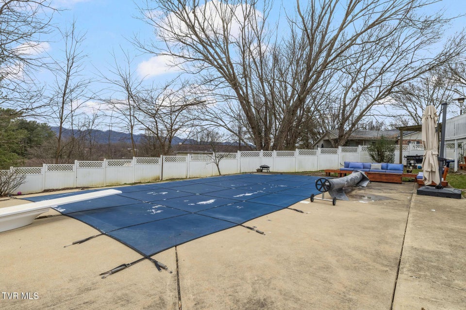 Photo #35: 1009 Westminister Drive