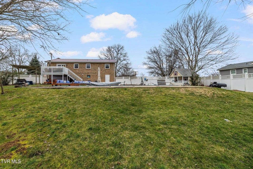 Photo #38: 1009 Westminister Drive