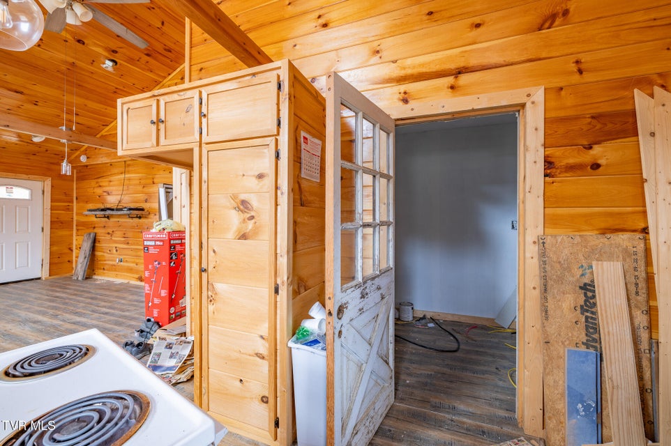 Photo #6: 210 Adams Lane Lane