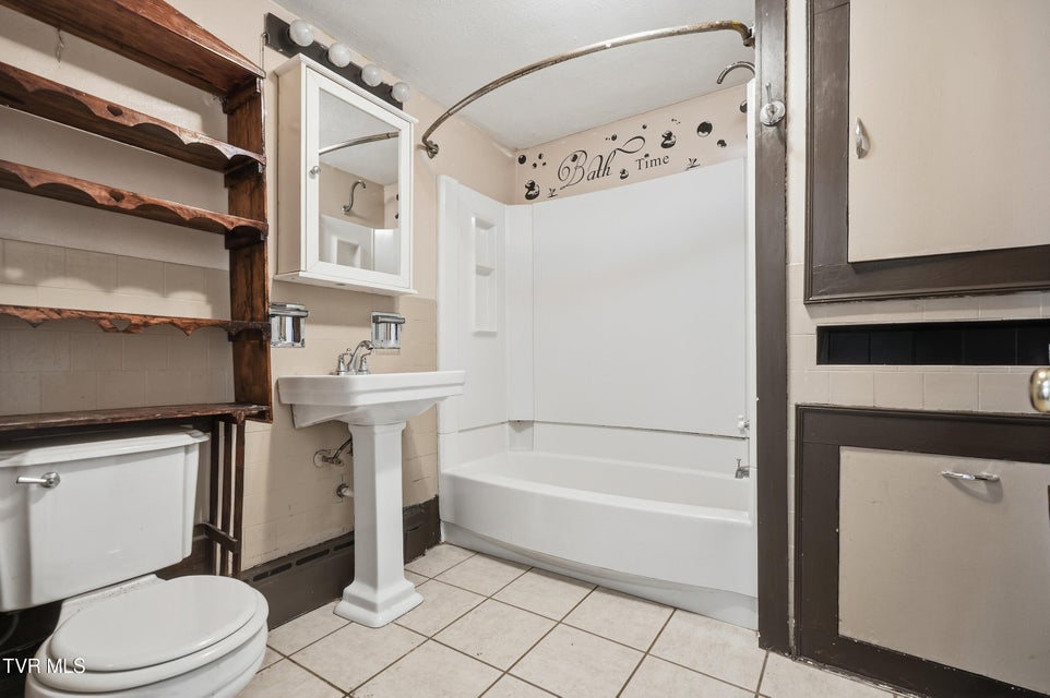 Photo #13: 1736 Main Avenue