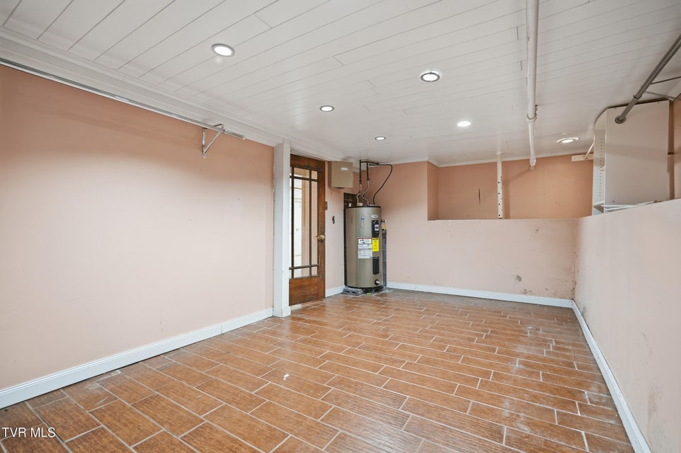 Photo #19: 1736 Main Avenue