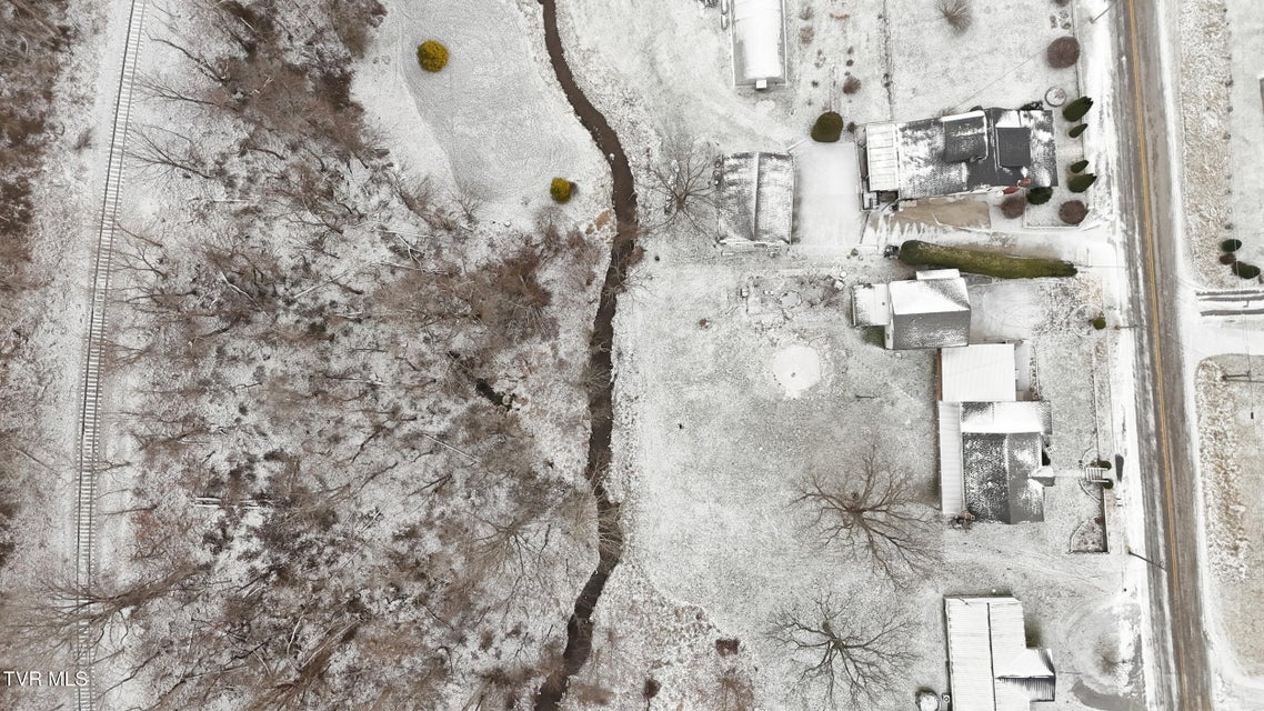 Photo #39: 1736 Main Avenue