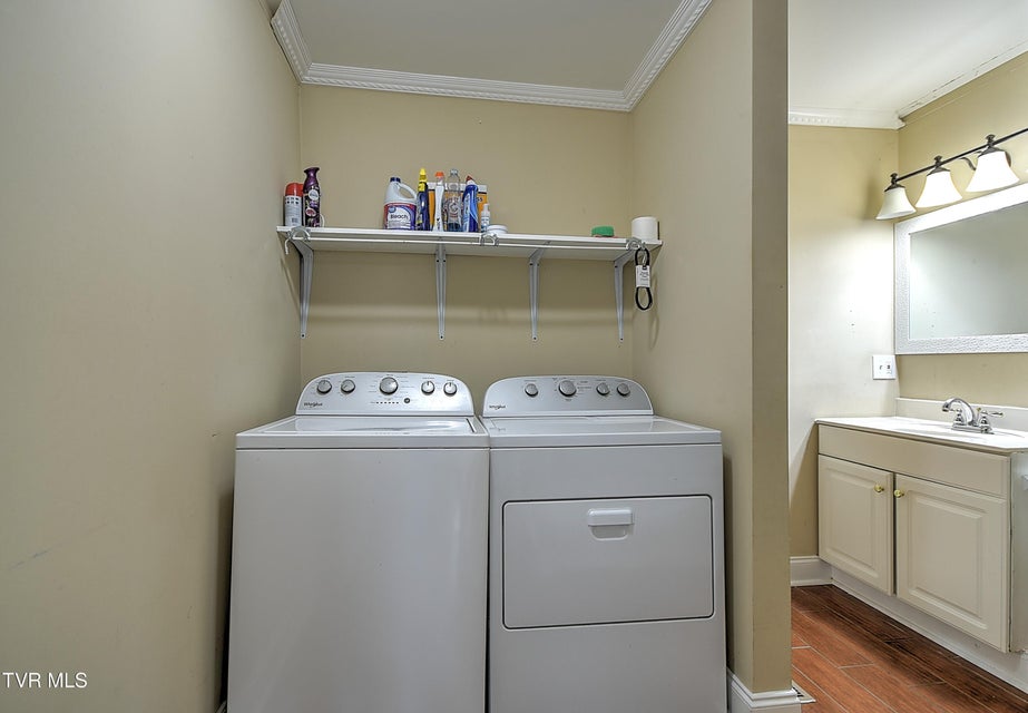 Photo #18: 235 Mcdowell Street