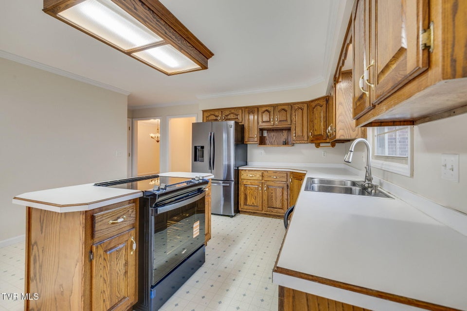 Photo #10: 106 Meadow Court