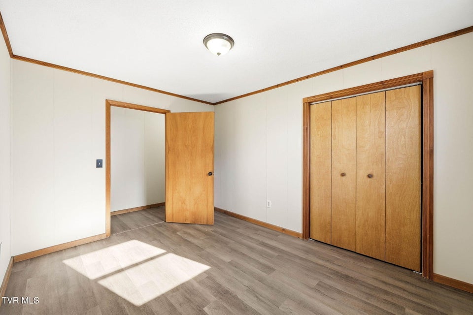 Photo #13: 1512 Fairview Avenue