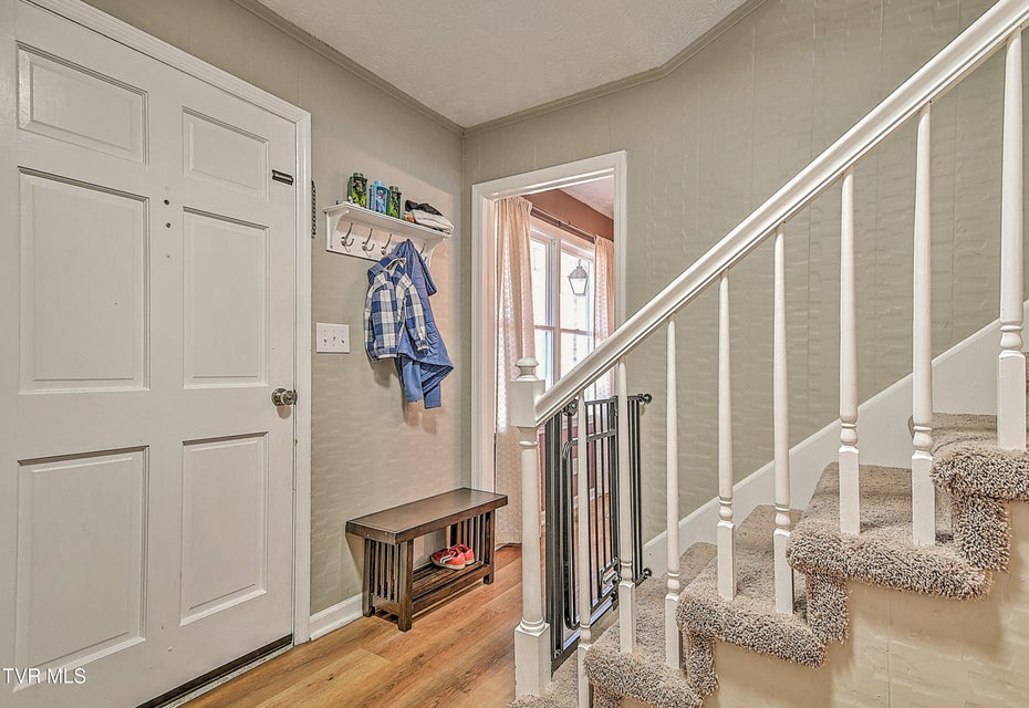 Photo #8: 441 Skyline Drive