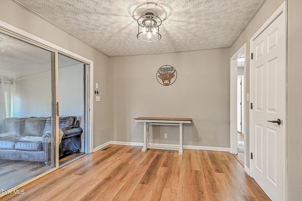 Photo #17: 441 Skyline Drive