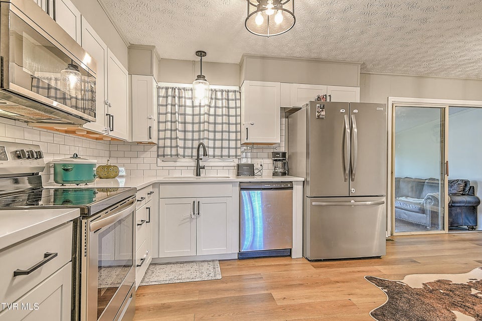 Photo #2: 441 Skyline Drive