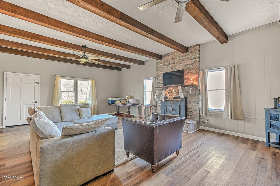 Photo #3: 441 Skyline Drive