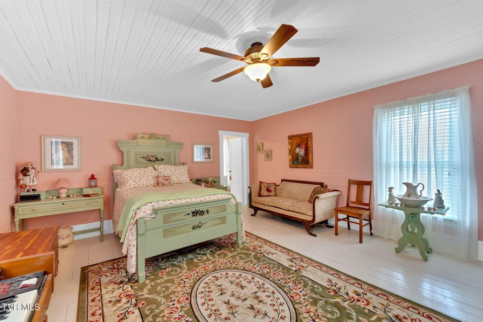 Photo #10: 8712 Highway 19-E 