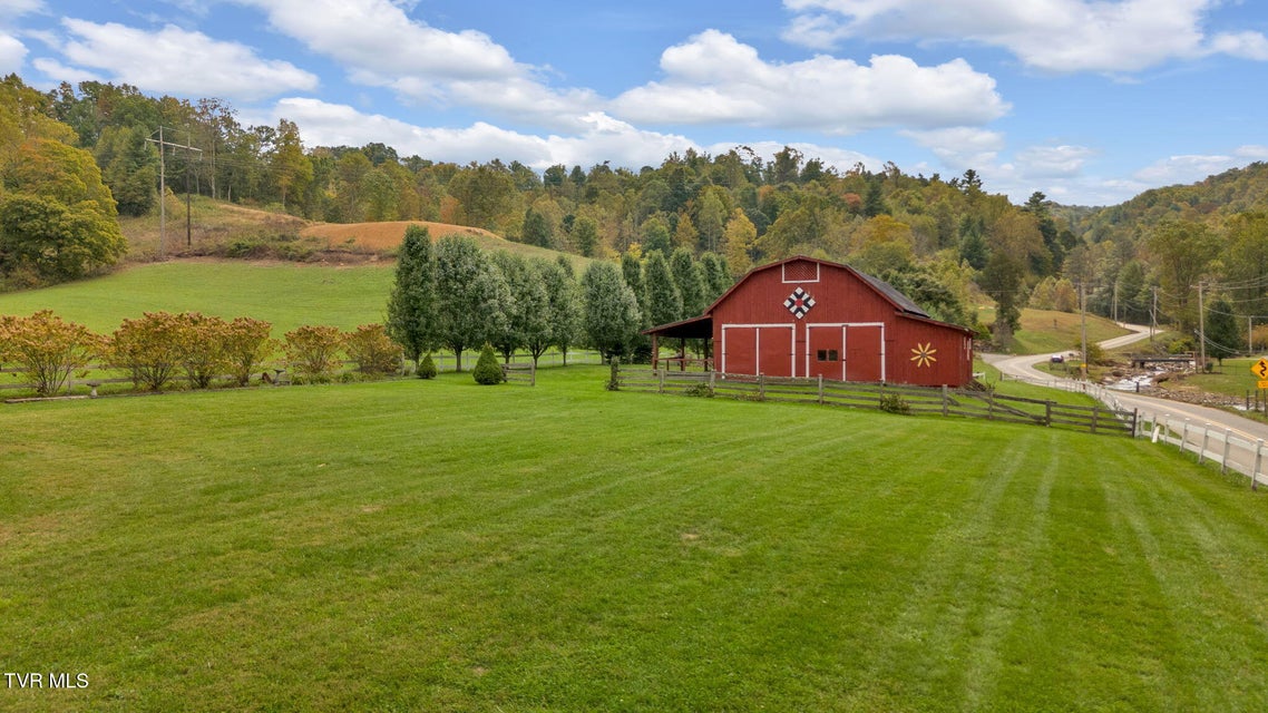 Photo #28: 8712 Highway 19-E 