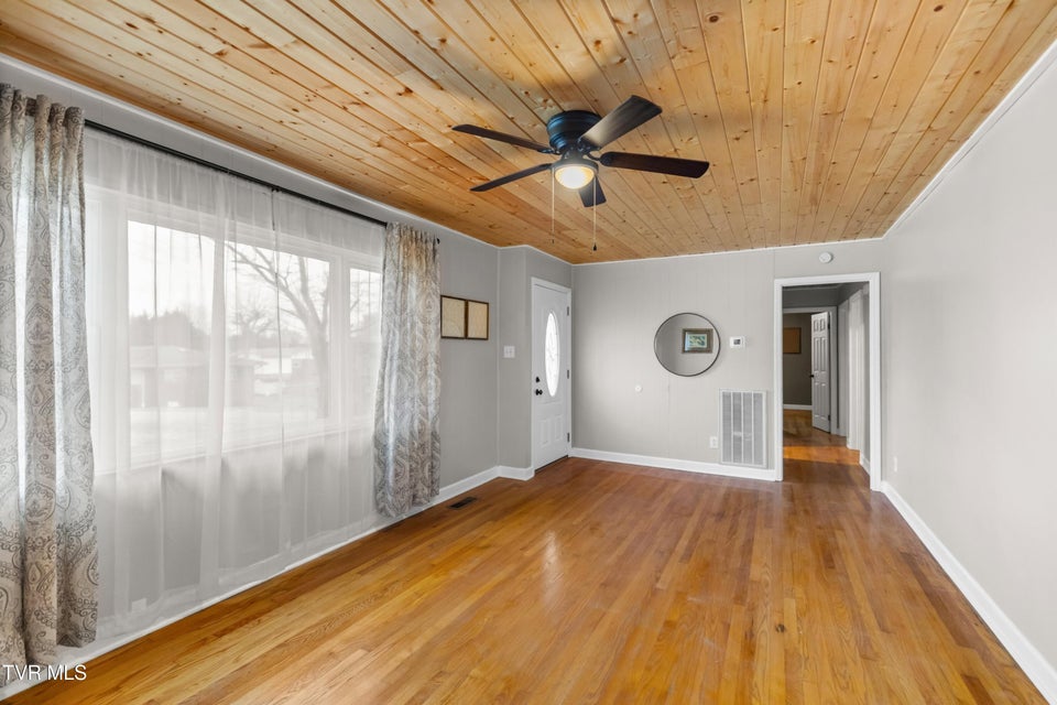 Photo #7: 351 Belle Meade Circle